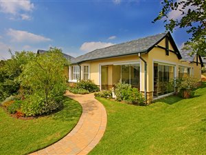 3 Bed House in Waterfall Hills Mature Lifestyle Estate