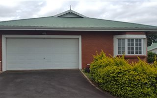 3 Bedroom Simplex in Lincoln Meade
