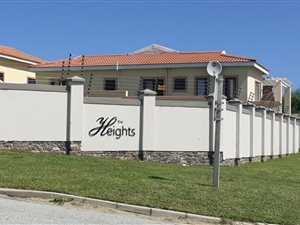 356 m² Land available in Kamma Heights