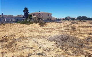 729 m² Land available in Langebaan Central