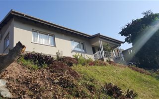 3 Bedroom House in Chatsworth Central