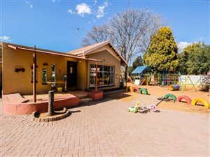 Commercial space in Risiville