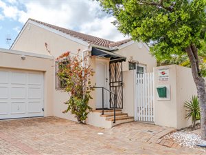 2 Bed House in Tableview