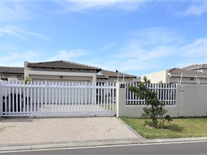 3 Bed House in Parklands North