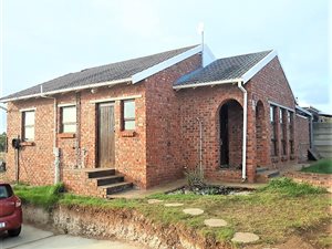 2 Bedroom House in Scheepers Heights