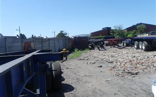 1163 m² Commercial space in Bluff