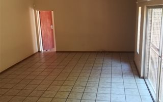 3 Bedroom House in Zwartkop