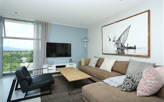 2 Bedroom Apartment in Rosebank