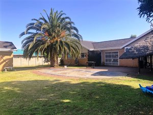 4 Bed House in Royldene