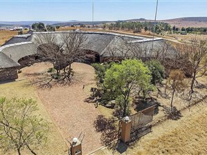 4 Bedroom House in Sterkfontein and surrounds
