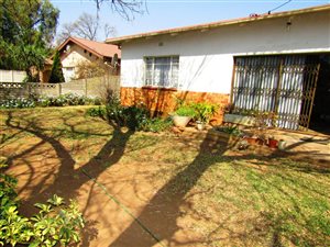 4 Bed House in Eloffsdal