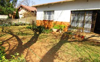 4 Bedroom House in Eloffsdal
