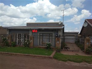 3 Bed House in Boipatong