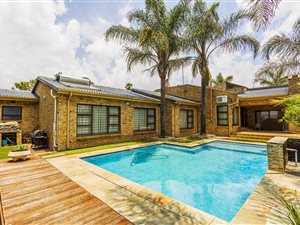 4 Bed House in Marlboro