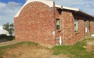 2 Bedroom Simplex in Young Park
