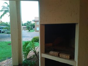 2 Bed Townhouse in Highveld