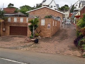 4 Bed House in Parlock