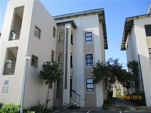 2 Bed Apartment in Burgundy Estate