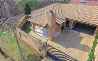 3 Bedroom House in Alberante