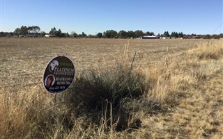 2 ha Land available in Mooilande