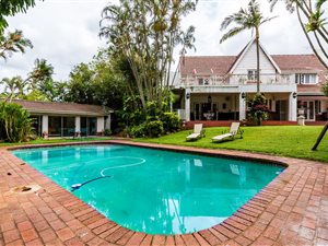 5 Bed House in Essenwood