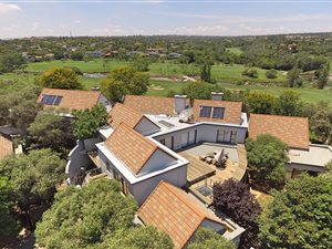 6 Bed House in Dainfern Golf Estate