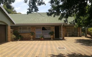 4 Bedroom House in Meiringspark