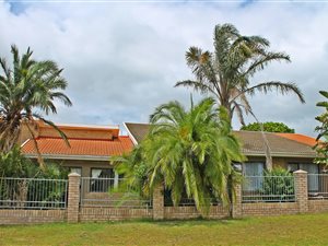 7 Bedroom House in Kamma Park