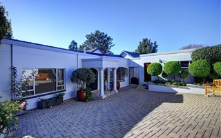 4 Bedroom House in Blairgowrie