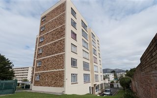 2 Bedroom Apartment in Plumstead