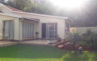 1 Bedroom Garden Cottage in Wilro Park