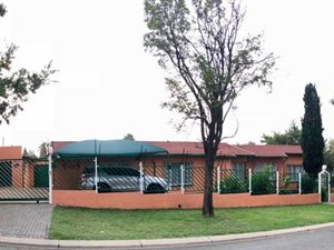 4 Bed House in Elandspark