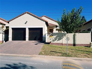 3 Bed House in Bloubosrand