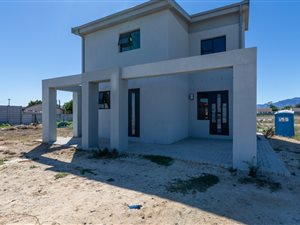 3 Bed House in Eersterivier