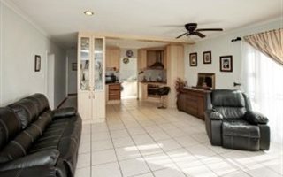 3 Bedroom House in Sonstraal Heights