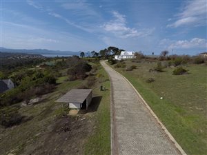 728 m² Land available in Upper Robberg