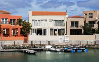 3 Bedroom House in Harbour Island