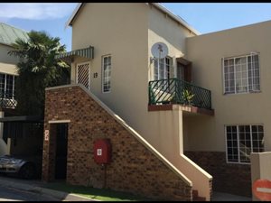 2 Bed Apartment in Radiokop