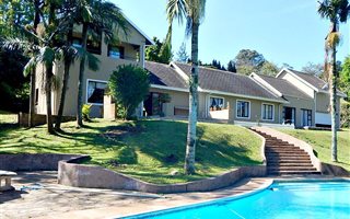 4 Bedroom House in West Riding