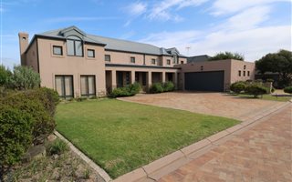 4 Bedroom House in Atlantic Beach