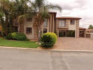 3 Bed House in Sonneveld