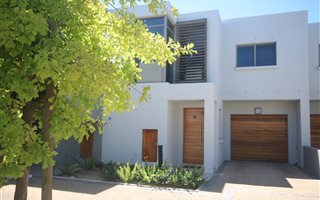 3 Bedroom Townhouse in Stellenbosch Central