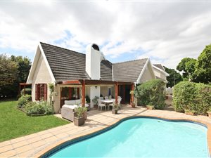 4 Bed House in Constantia