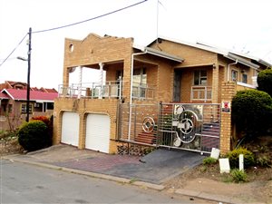 4 Bed House in Newlands East