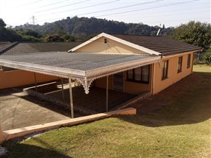 3 Bed House in Shallcross