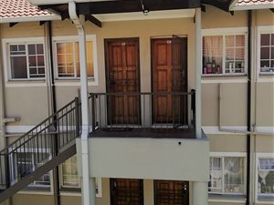 2 Bedroom Townhouse in Comet