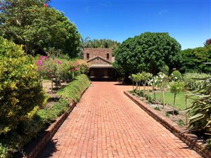 7 Bed House in George Central