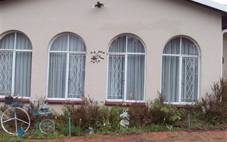 2 Bedroom Garden Cottage in Wilro Park