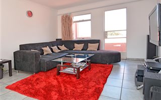 2 Bedroom Apartment in Florentia