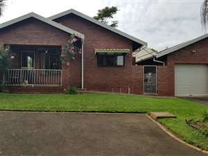 3 Bed Apartment in Hayfields